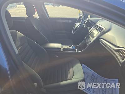 2019 Ford Fusion SE - zdjęcie 8 z 27 - miniatura