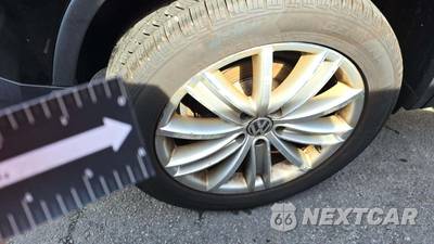 2014 Volkswagen Tiguan SE w/Appearance - zdjęcie 29 z 41 - miniatura