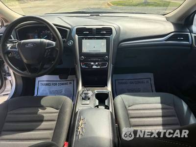 2018 Ford Fusion SE - zdjęcie 15 z 23 - miniatura