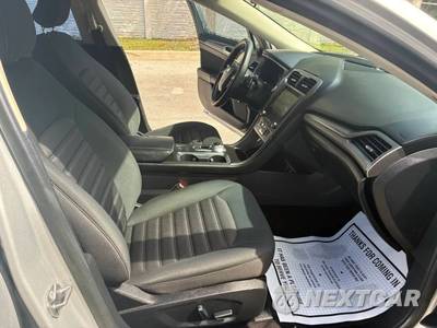 2018 Ford Fusion SE - zdjęcie 13 z 23 - miniatura