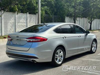 2018 Ford Fusion SE - zdjęcie 5 z 23 - miniatura