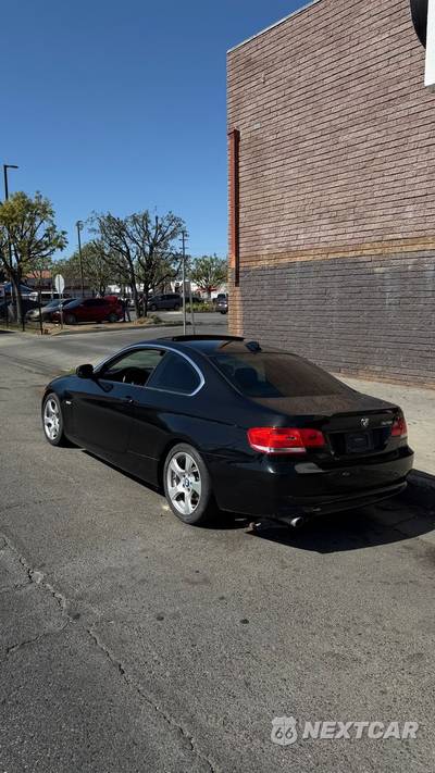 2010 BMW 3 Series Coupe 328i - zdjęcie 4 z 15 - miniatura