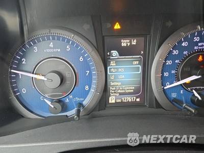 2019 Toyota Sienna LE 8-Passenger 119.3" WB - zdjęcie 15 z 26 - miniatura