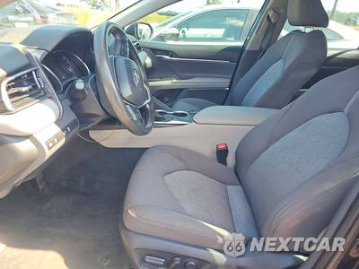 2024 Toyota Camry LE - zdjęcie 7 z 19 - miniatura