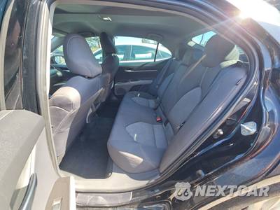 2024 Toyota Camry LE - zdjęcie 13 z 19 - miniatura