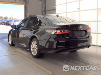 2024 Toyota Camry LE - zdjęcie 6 z 19 - miniatura