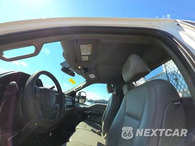 2020 Ford F-150 Lariat Crew Cab Short Bed - zdjęcie 17 z 23 - miniatura