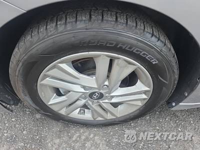 2020 Hyundai Elantra Value Edition Sedan - zdjęcie 8 z 24 - miniatura