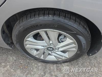 2020 Hyundai Elantra Value Edition Sedan - zdjęcie 11 z 24 - miniatura