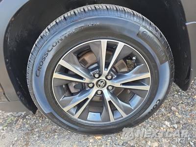 2016 Toyota Highlander XLE - zdjęcie 8 z 23 - miniatura