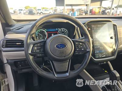 2025 Subaru Forester Hybrid Limited - zdjęcie 10 z 20 - miniatura
