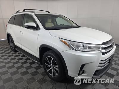 2019 Toyota Highlander XLE - zdjęcie 3 z 47 - miniatura