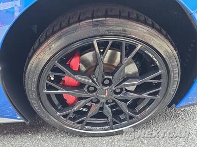 2024 Chevrolet Corvette Stingray Coupe 2LT - zdjęcie 9 z 21 - miniatura