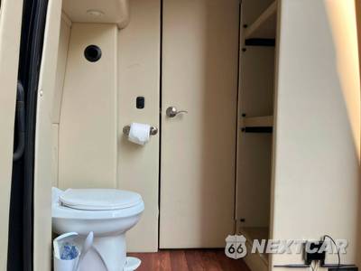 2017 Mercedes-Benz Sprinter 3500 Cargo Van High Roof 170.3" WB - zdjęcie 8 z 15 - miniatura