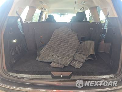 2025 Subaru Ascent Premium 7-Passenger - zdjęcie 17 z 35 - miniatura
