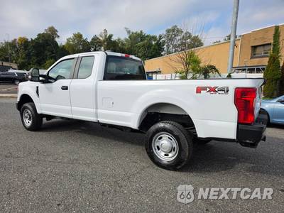 2022 Ford Super Duty F-350 XL Extended Cab Long Bed w/Rear Doors - zdjęcie 9 z 112 - miniatura