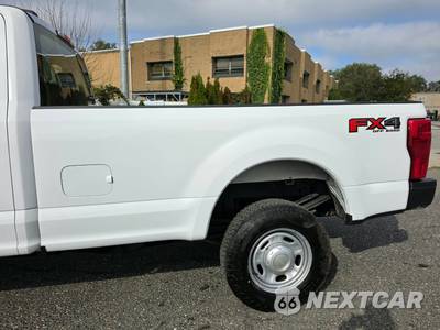 2022 Ford Super Duty F-350 XL Extended Cab Long Bed w/Rear Doors - zdjęcie 26 z 112 - miniatura