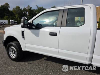 2022 Ford Super Duty F-350 XL Extended Cab Long Bed w/Rear Doors - zdjęcie 28 z 112 - miniatura
