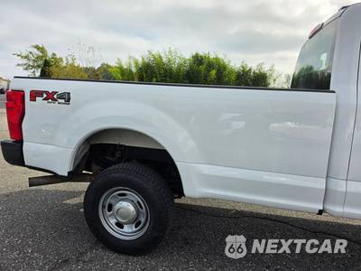 2022 Ford Super Duty F-350 XL Extended Cab Long Bed w/Rear Doors - zdjęcie 33 z 112 - miniatura