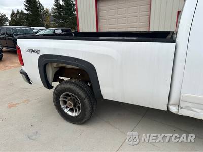 2008 Chevrolet Silverado 3500HD LT Extended Cab Long Bed 1LT w/Rear Doors - zdjęcie 9 z 16 - miniatura