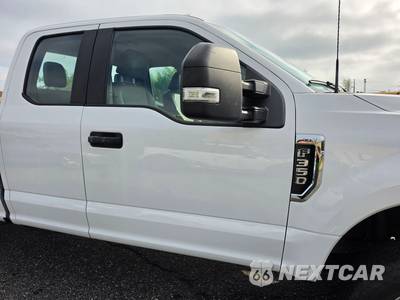 2022 Ford Super Duty F-350 XL Extended Cab Long Bed w/Rear Doors - zdjęcie 43 z 112 - miniatura