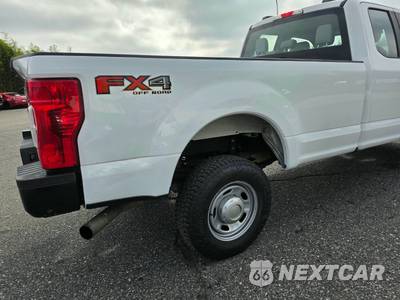 2022 Ford Super Duty F-350 XL Extended Cab Long Bed w/Rear Doors - zdjęcie 47 z 112 - miniatura