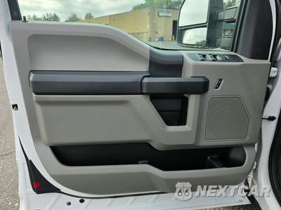 2022 Ford Super Duty F-350 XL Extended Cab Long Bed w/Rear Doors - zdjęcie 57 z 112 - miniatura
