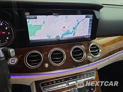 2019 Mercedes-Benz E 300 4MATIC Sedan - zdjęcie 24 z 24 - miniatura