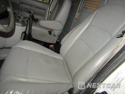 2012 Ford E-250 Commercial Cargo Van 138.0" WB - zdjęcie 10 z 21 - miniatura