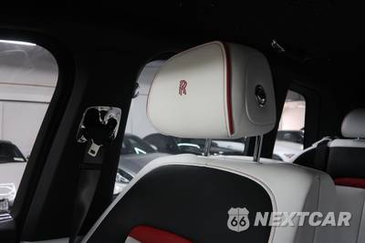 2021 Rolls-Royce Cullinan Black Badge - zdjęcie 49 z 59 - miniatura