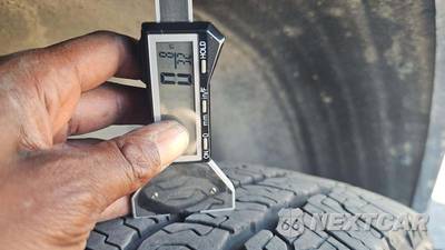 2024 GMC Acadia AT4 4SB - zdjęcie 19 z 30 - miniatura