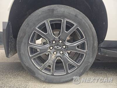 2024 Chevrolet Suburban High Country 3LZ - zdjęcie 5 z 31 - miniatura