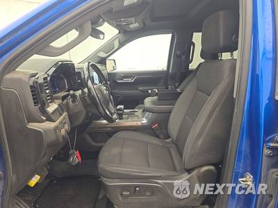 2024 Chevrolet Silverado 1500 LT Crew Cab Short Bed - zdjęcie 7 z 32 - miniatura