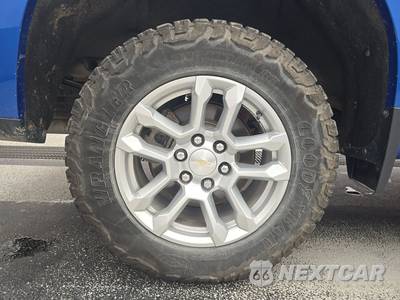 2024 Chevrolet Silverado 1500 LT Crew Cab Short Bed - zdjęcie 5 z 32 - miniatura