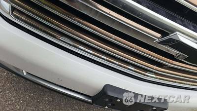 2024 Chevrolet Suburban High Country 3LZ - zdjęcie 30 z 31 - miniatura