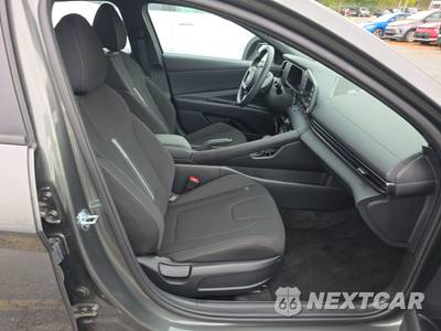 2026 Hyundai Elantra SEL Sport - zdjęcie 8 z 23 - miniatura