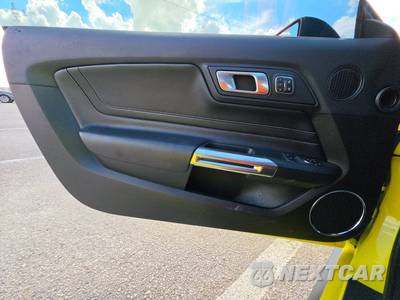 2021 Ford Mustang GT Premium Coupe - zdjęcie 9 z 23 - miniatura