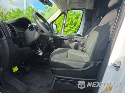 2025 Ram ProMaster 2500 Cargo Van Tradesman w/Passenger Seat Low Roof 136.0" WB - zdjęcie 7 z 23 - miniatura