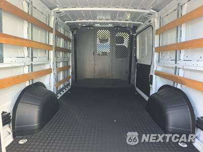 2025 Ram ProMaster 2500 Cargo Van Tradesman w/Passenger Seat Low Roof 136.0" WB - zdjęcie 16 z 23 - miniatura