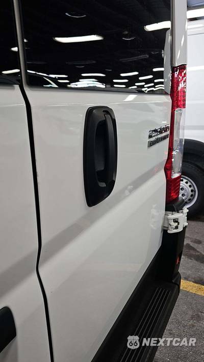 2025 Ram ProMaster 2500 Cargo Van Tradesman w/Passenger Seat Low Roof 136.0" WB - zdjęcie 20 z 30 - miniatura