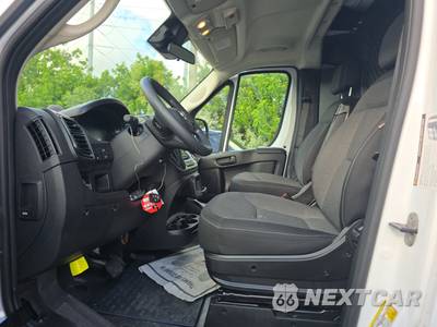 2025 Ram ProMaster 2500 Cargo Van Tradesman w/Passenger Seat Low Roof 136.0" WB - zdjęcie 7 z 30 - miniatura