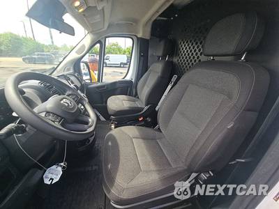 2025 Ram ProMaster 2500 Cargo Van Tradesman w/Passenger Seat Low Roof 136.0" WB - zdjęcie 7 z 24 - miniatura