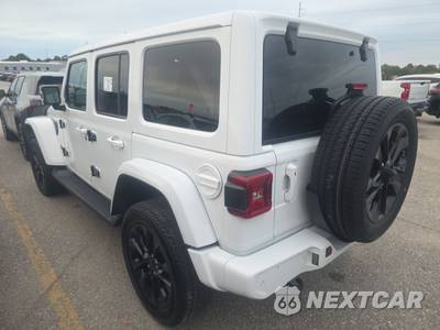 2021 Jeep Wrangler Unlimited Sahara High Altitude Edition - zdjęcie 6 z 25 - miniatura