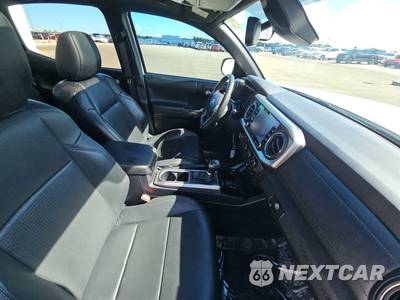 2022 Toyota Tacoma Limited Crew Cab Medium Bed - zdjęcie 8 z 36 - miniatura