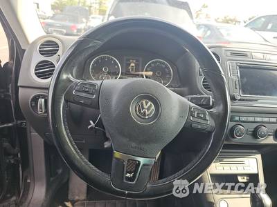 2016 Volkswagen Tiguan SE - zdjęcie 10 z 41 - miniatura