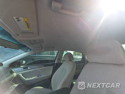 2015 Hyundai Sonata SE - zdjęcie 17 z 38 - miniatura