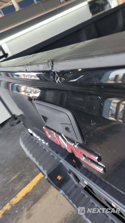 2017 GMC Sierra 1500 Denali Crew Cab Short Bed - zdjęcie 23 z 28 - miniatura