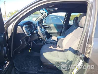 2017 Toyota Tacoma TRD Sport Crew Cab Medium Bed - zdjęcie 7 z 53 - miniatura