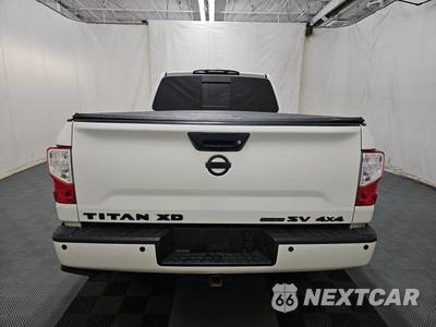 2019 Nissan TITAN XD SV Crew Cab Medium Bed - zdjęcie 5 z 31 - miniatura