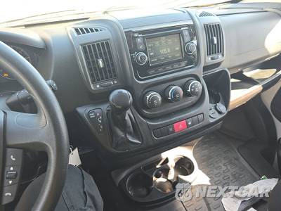 2017 Ram ProMaster 1500 Cargo Van Low Roof 136.0" WB - zdjęcie 11 z 38 - miniatura